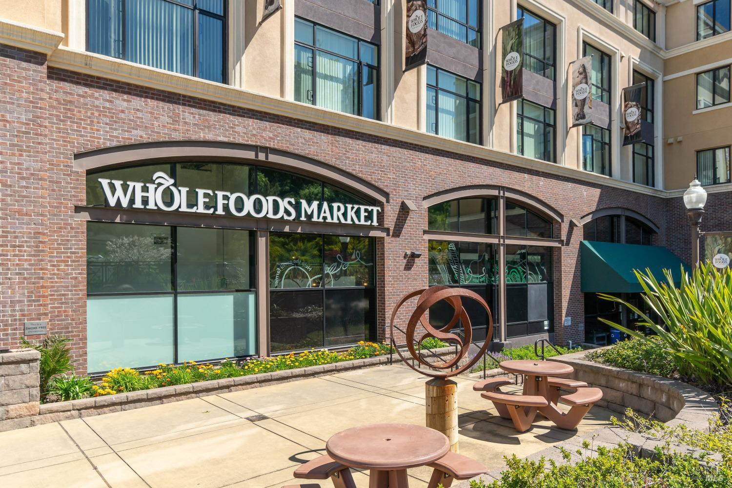 1253 Royal Oak Terrace Unit: #A