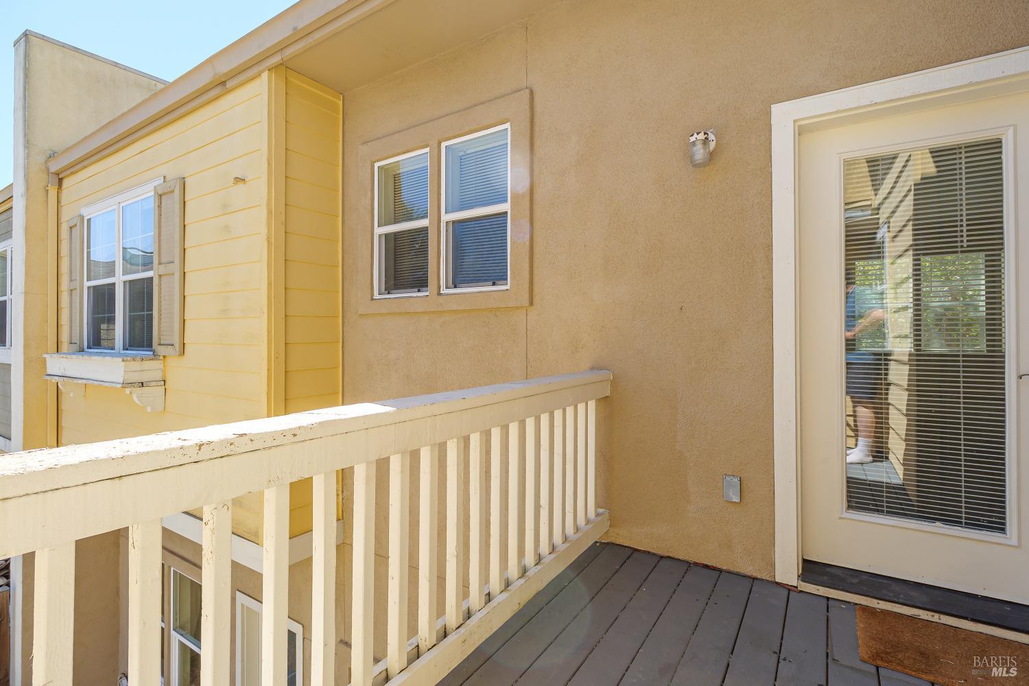 4073 Louis Krohn Drive