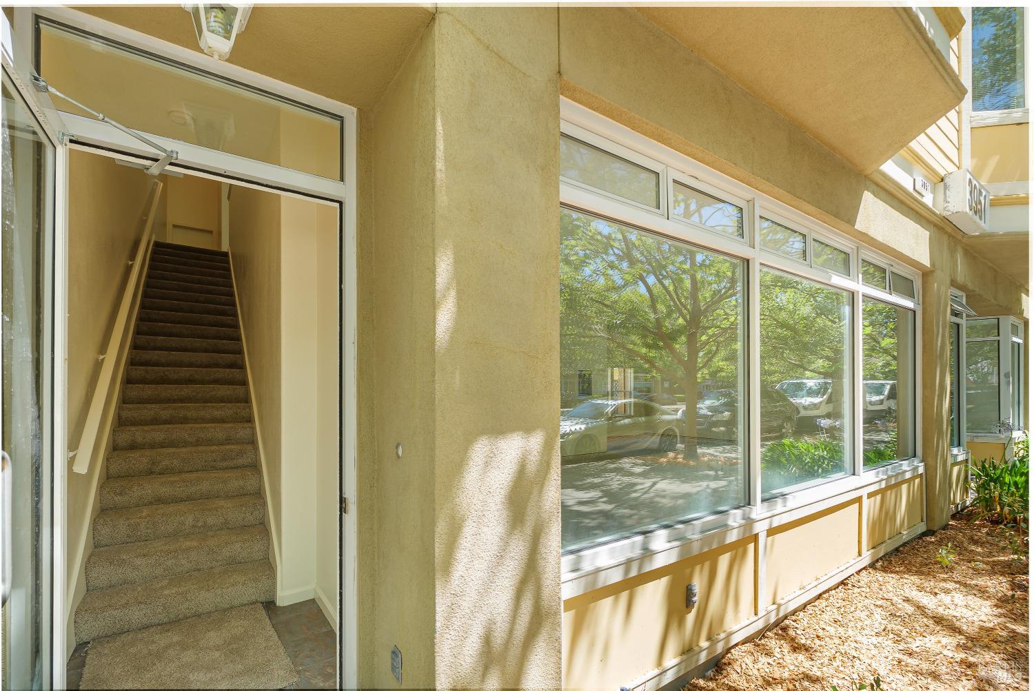 4073 Louis Krohn Drive