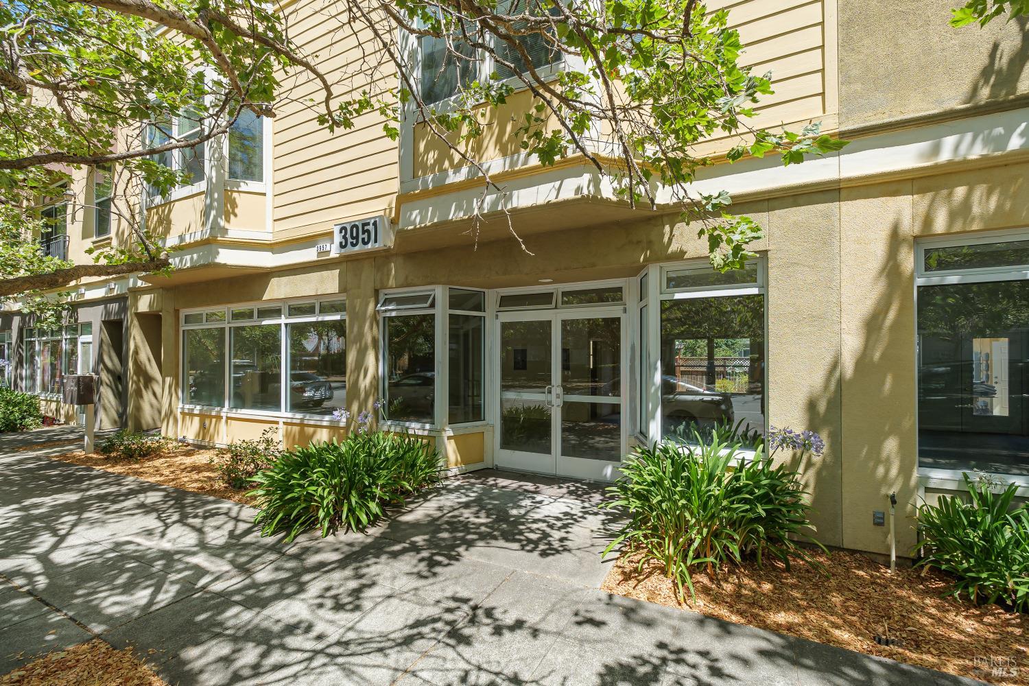 4073 Louis Krohn Drive