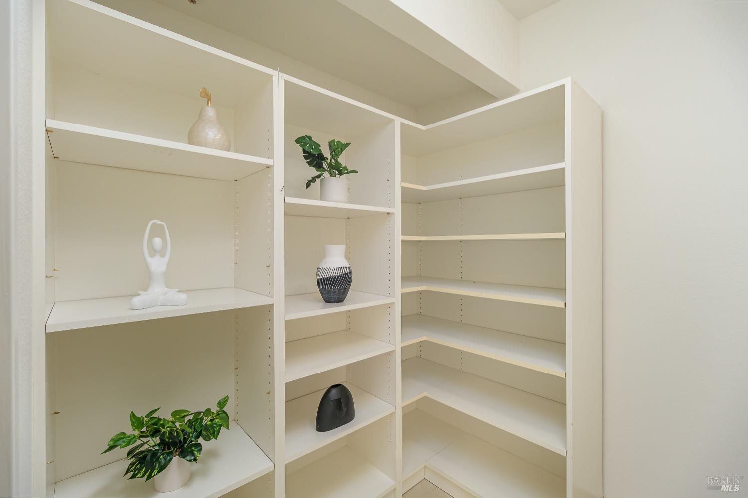 100 Thorndale Drive Unit: #424