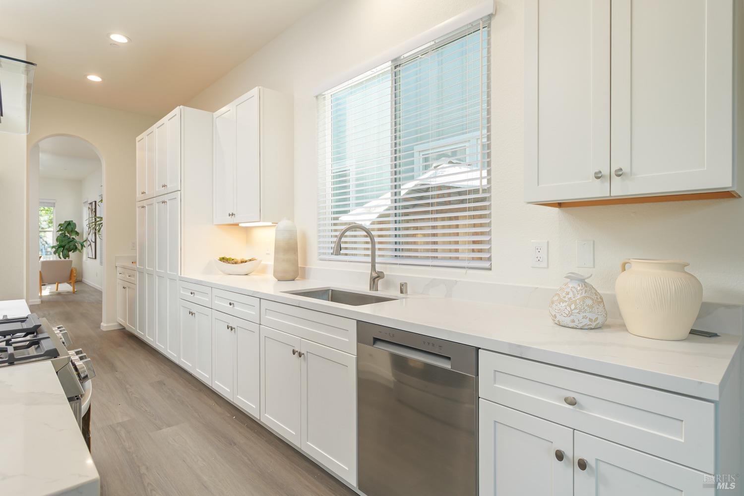 3851 Louis Krohn Drive