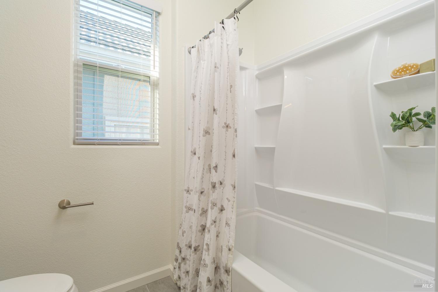 3851 Louis Krohn Drive