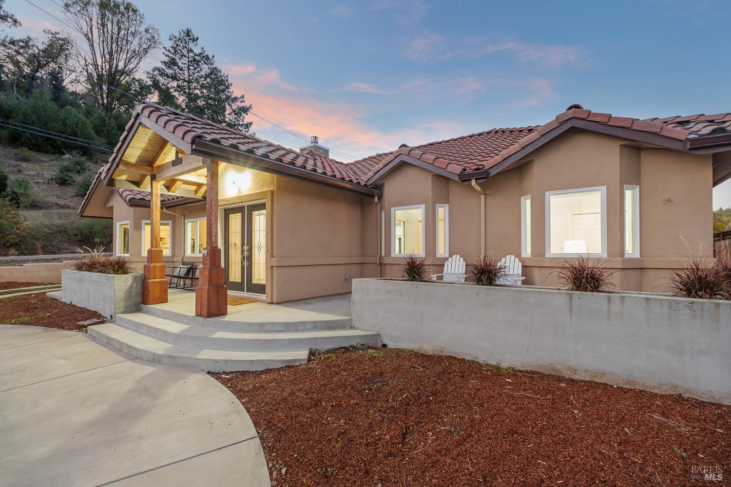 3521 Sleepy Hollow Drive