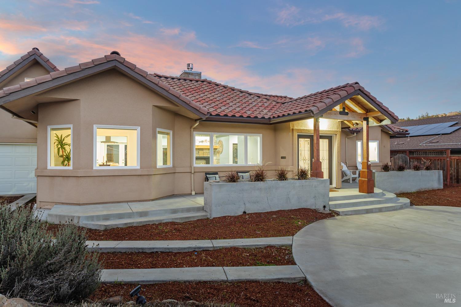 3521 Sleepy Hollow Drive