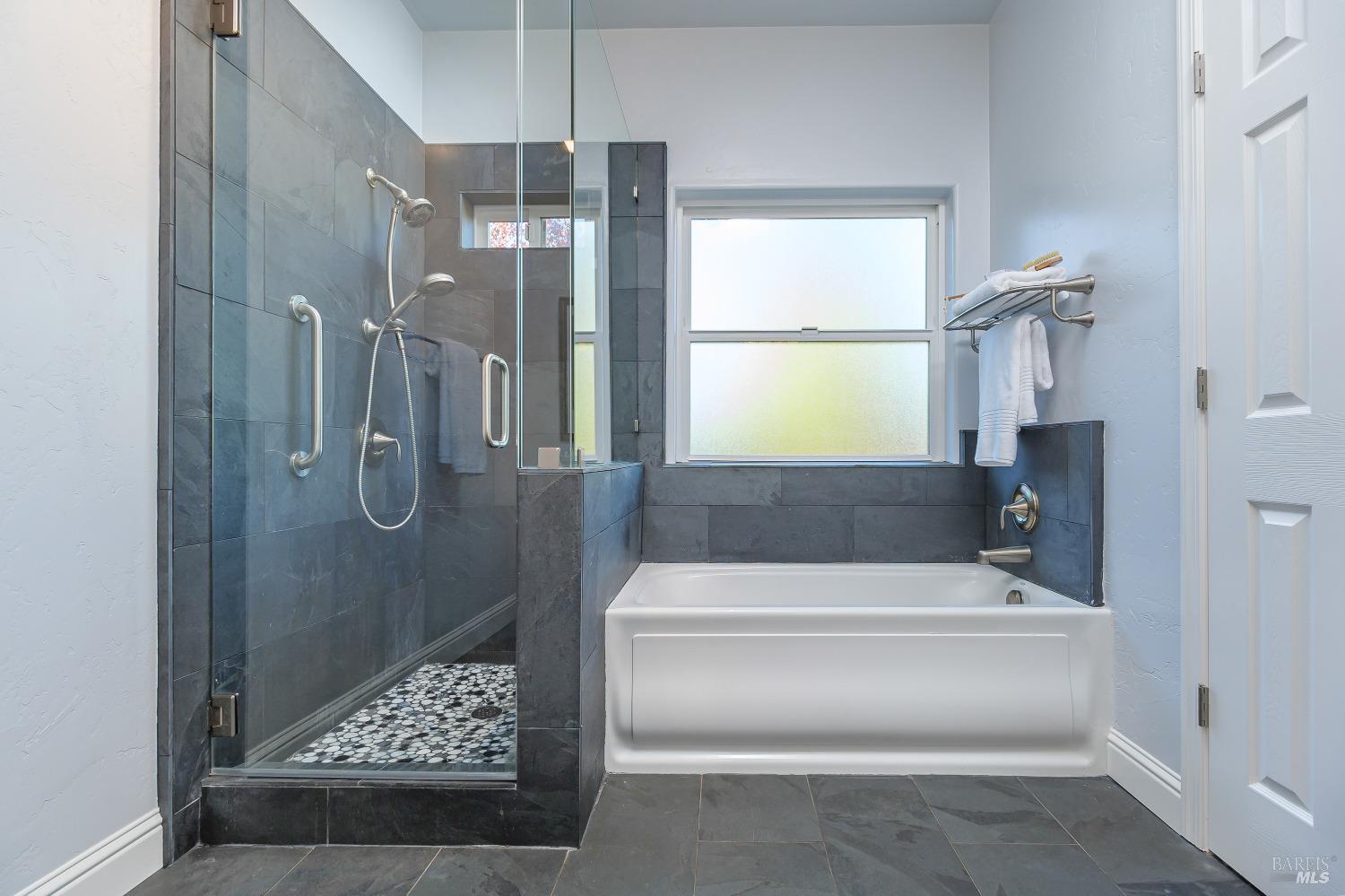 3521 Sleepy Hollow Drive