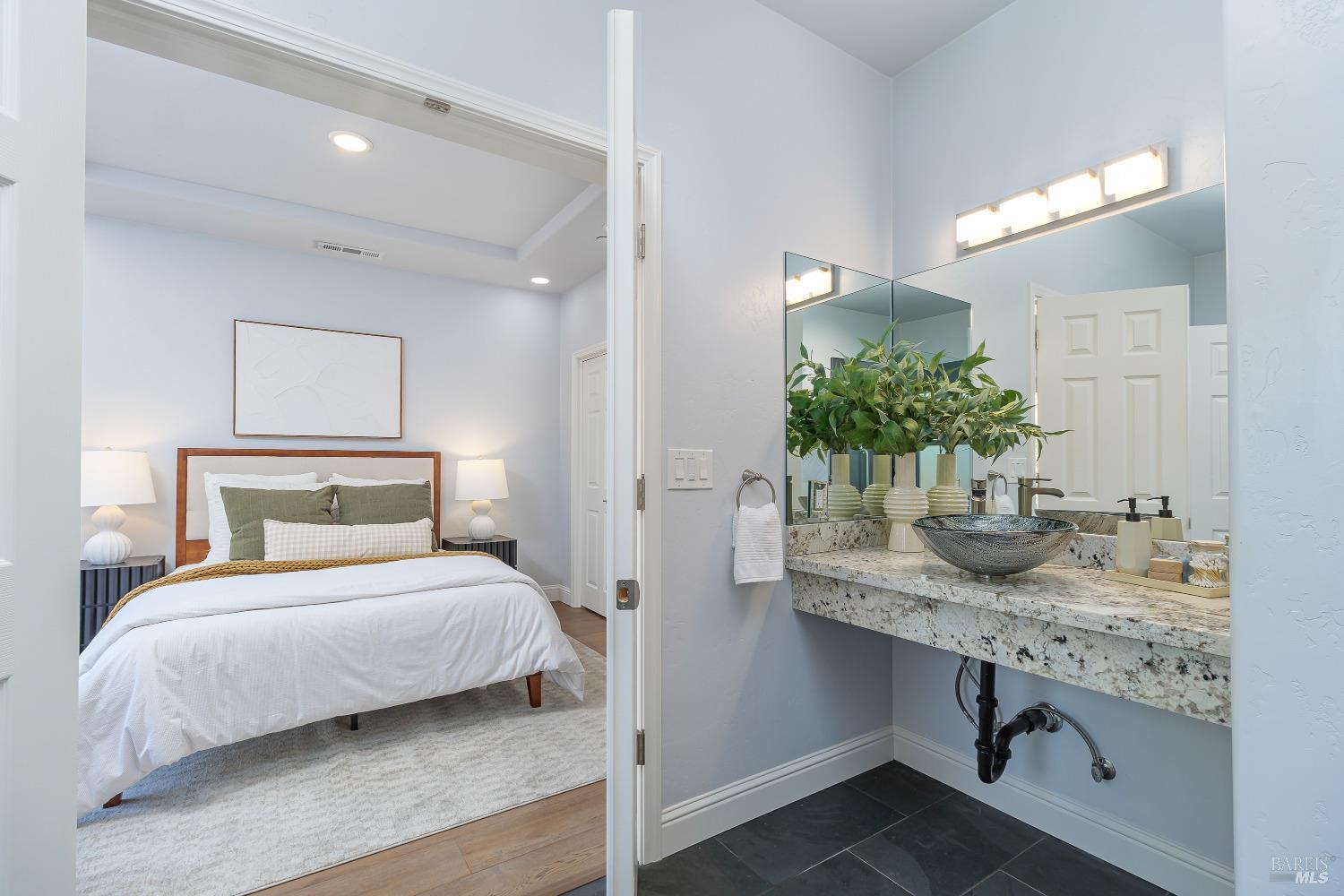 3521 Sleepy Hollow Drive