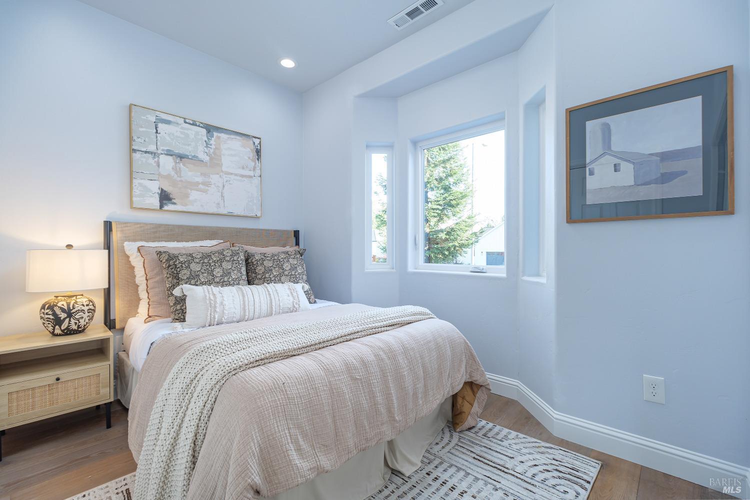 3521 Sleepy Hollow Drive