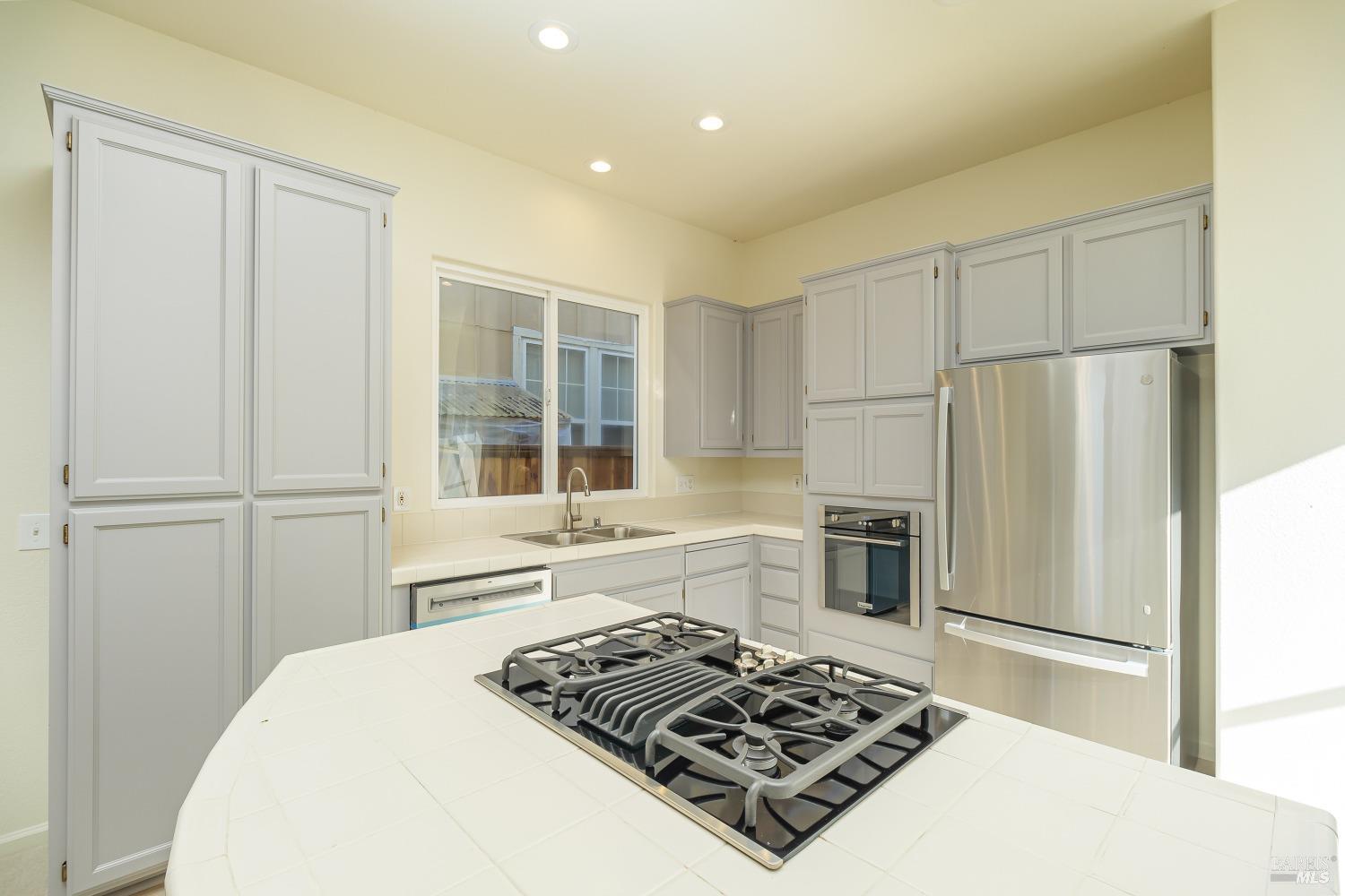 3864 Louis Krohn Drive