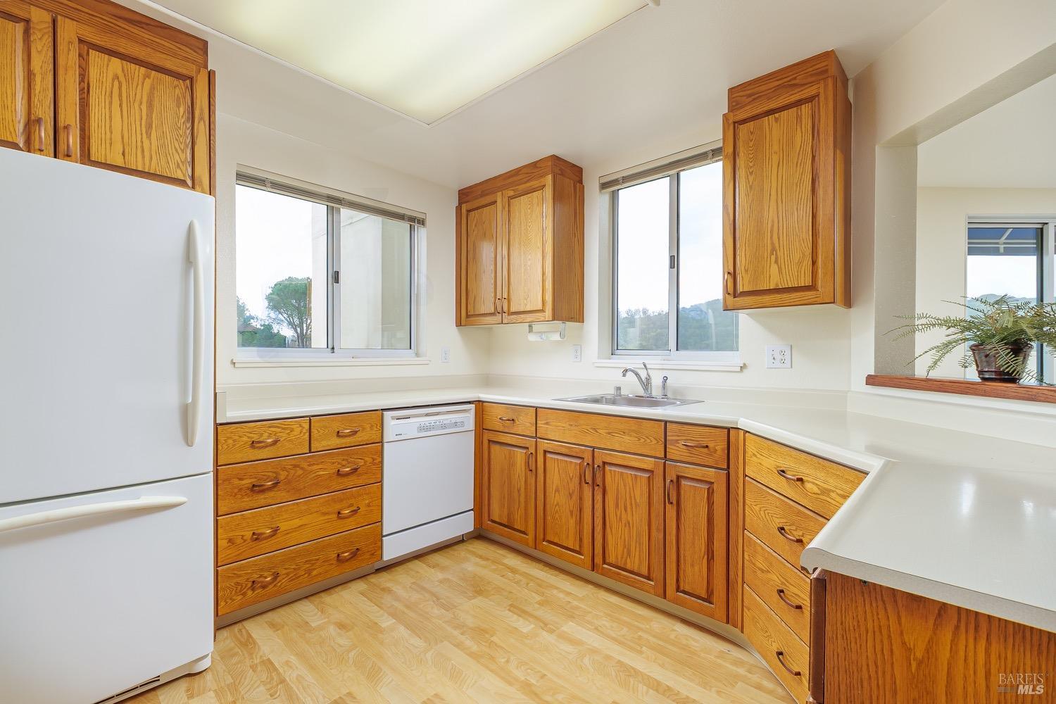 100 Thorndale Drive Unit: #401