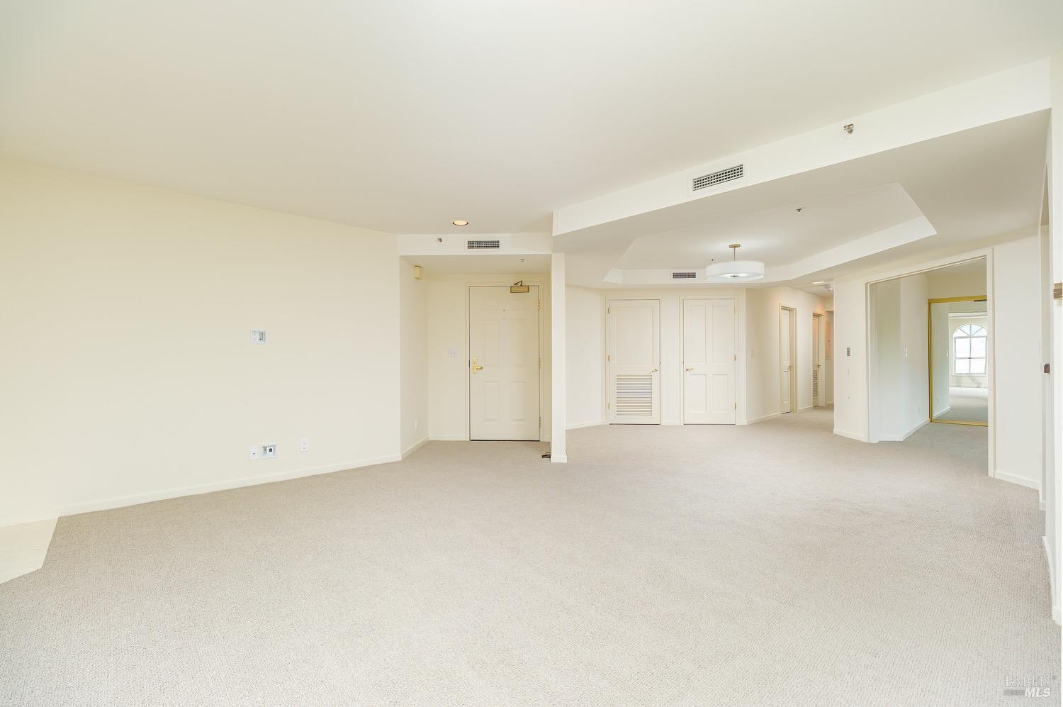 100 Thorndale Drive Unit: #401