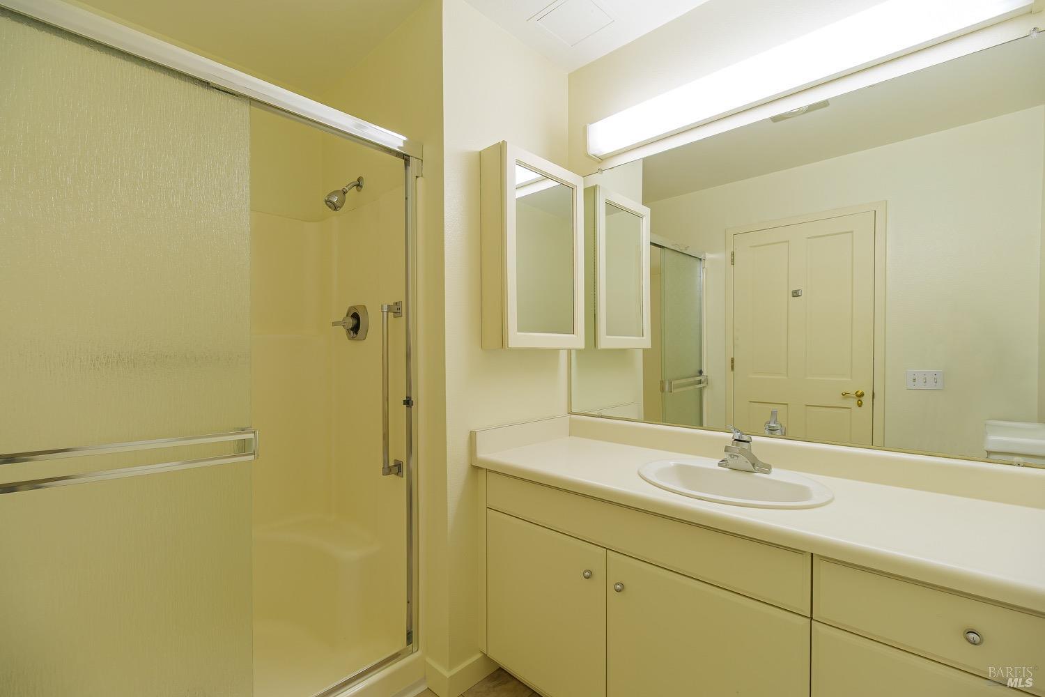 100 Thorndale Drive Unit: #401