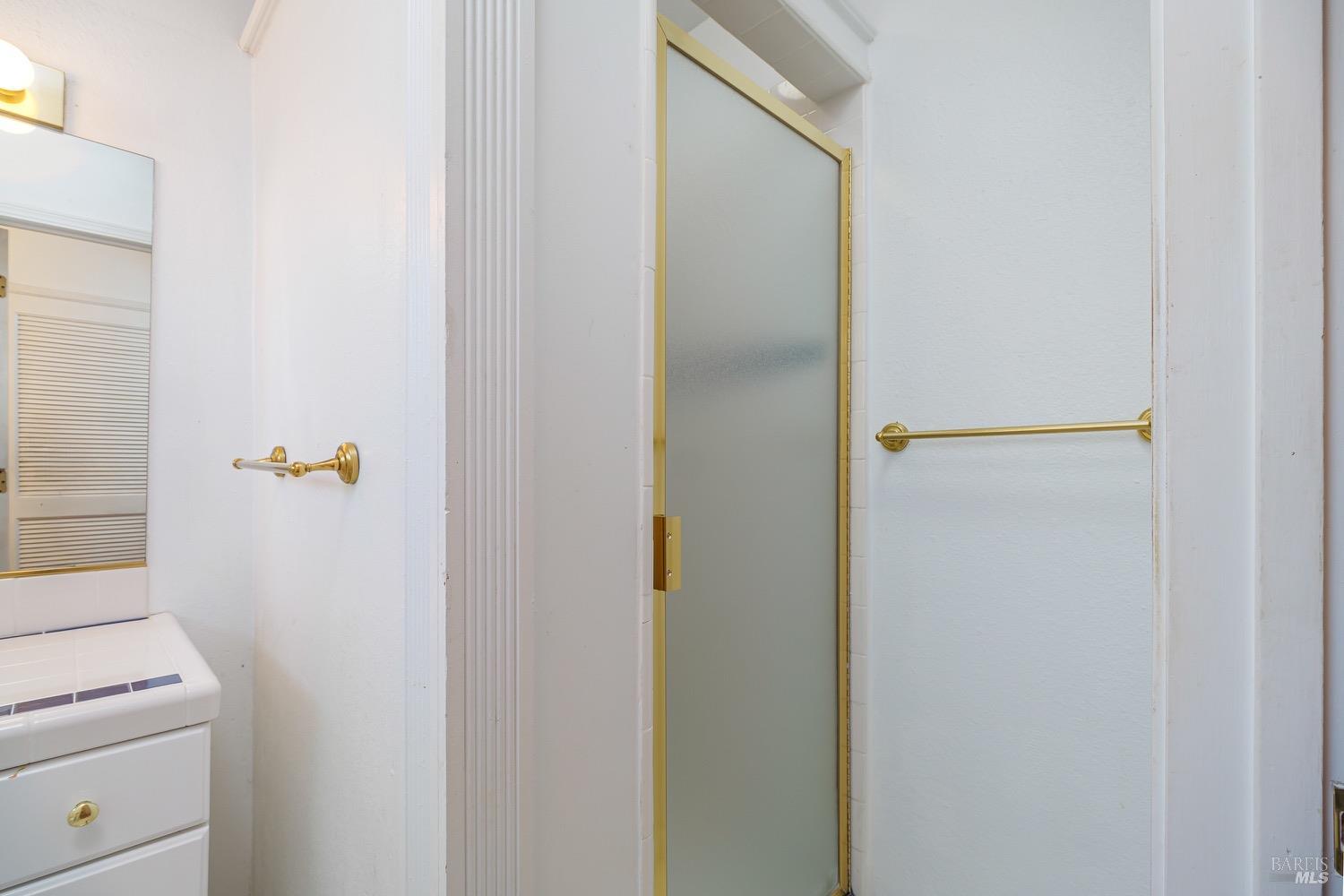 2523 Las Gallinas Avenue