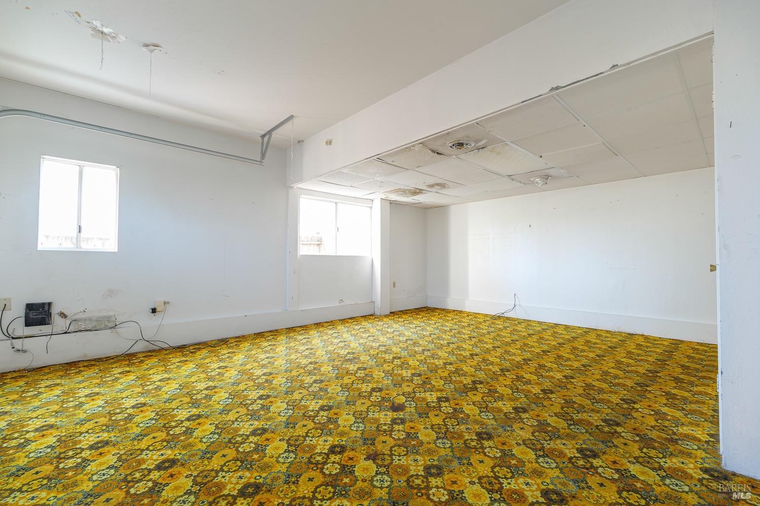 2523 Las Gallinas Avenue