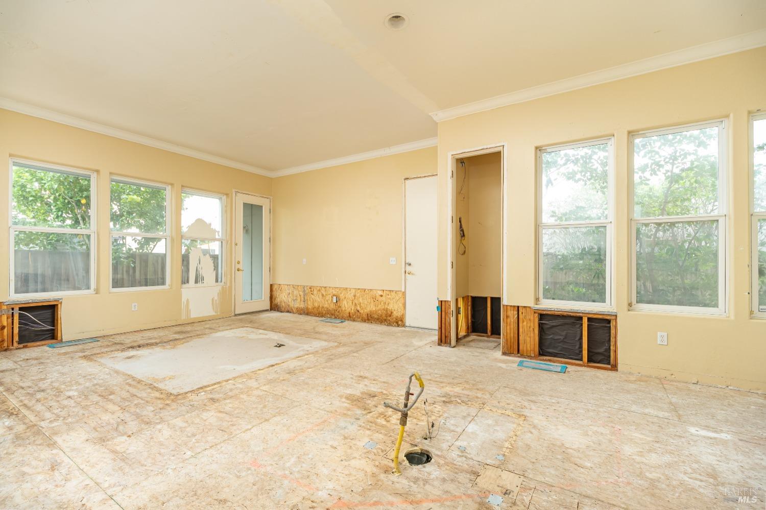 3923 New Zealand Avenue