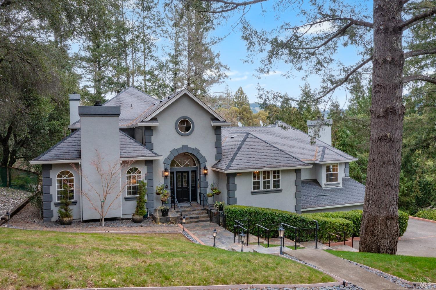 5795 Trailwood Drive