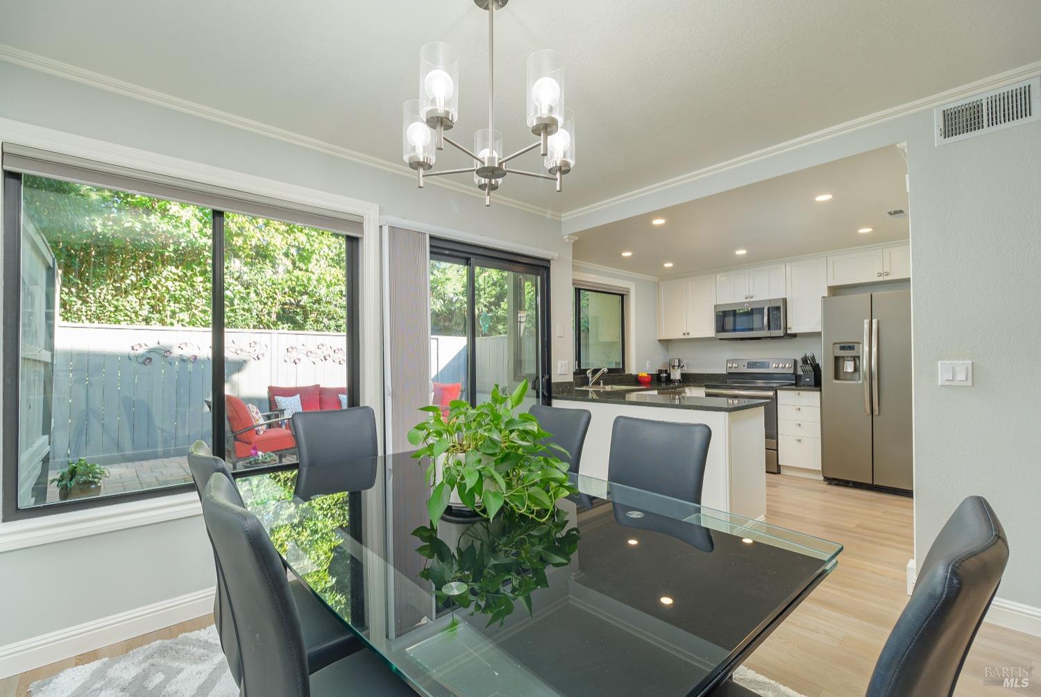 90 Sequoia Glen Lane