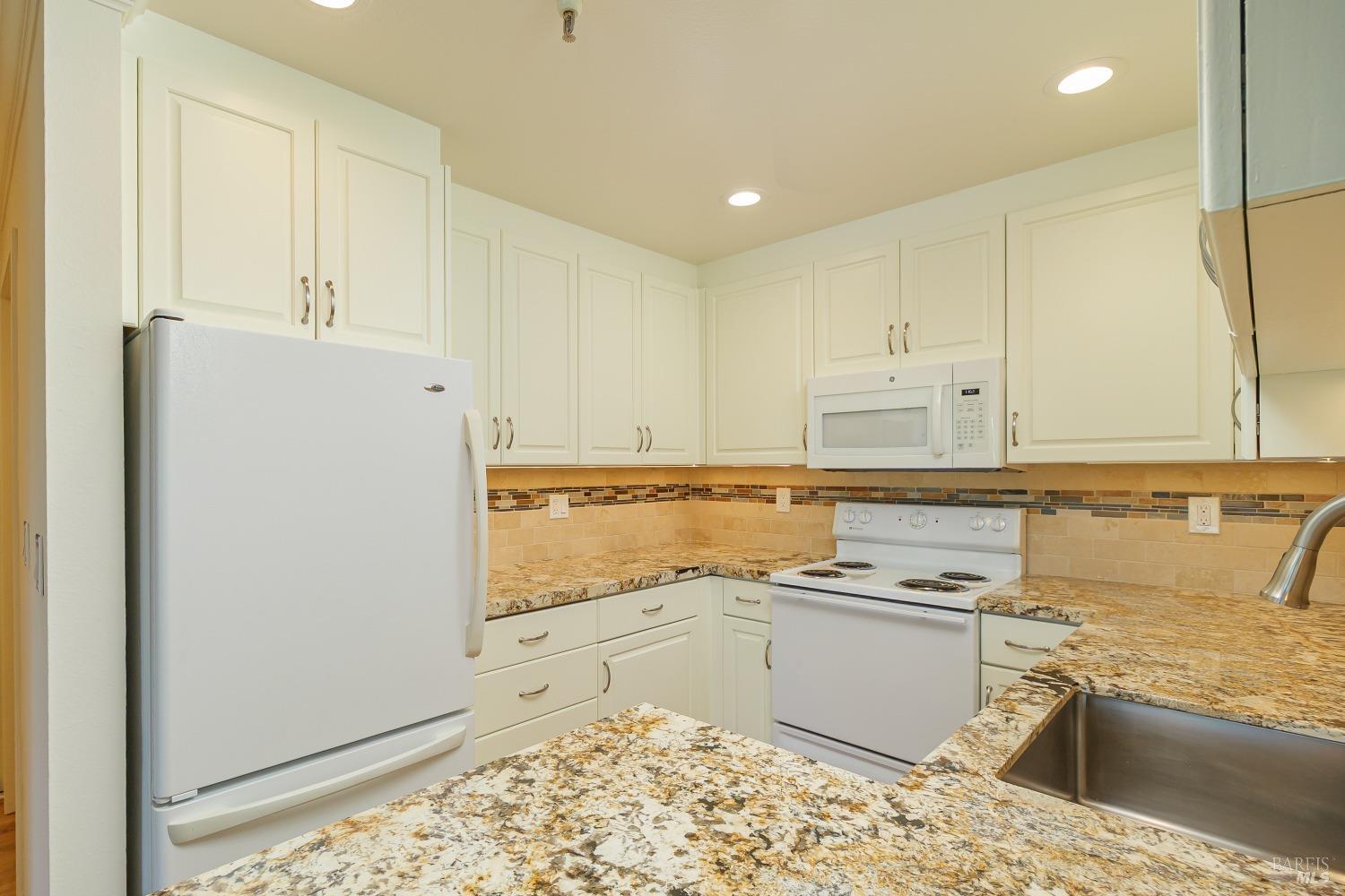 100 Thorndale Drive Unit: #434