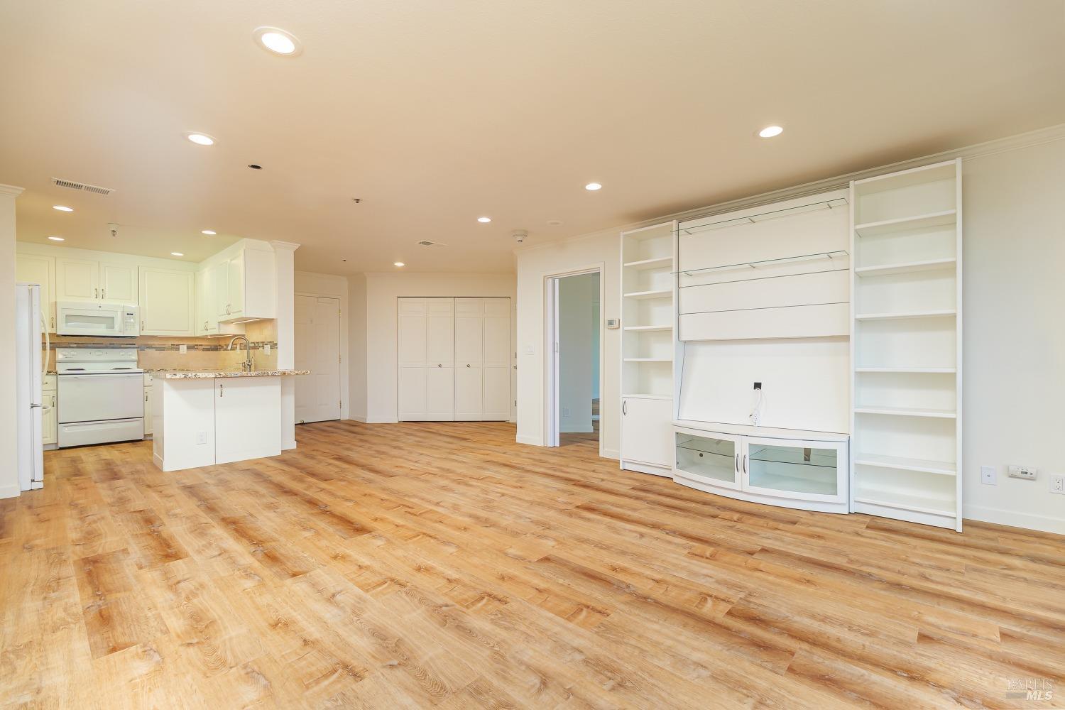 100 Thorndale Drive Unit: #434