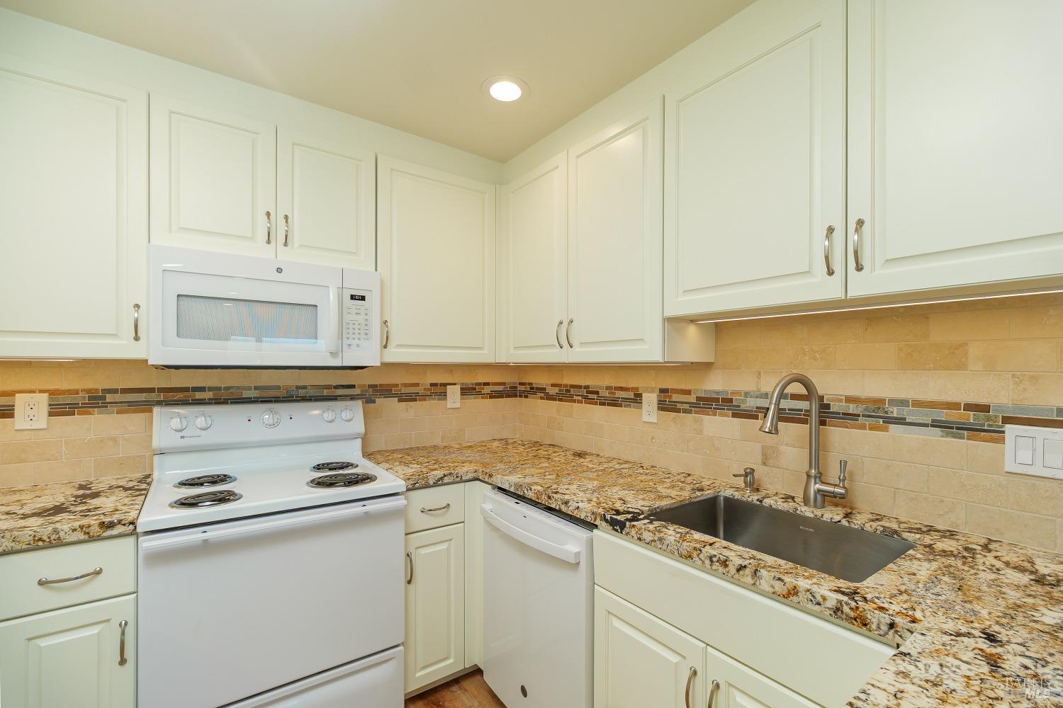 100 Thorndale Drive Unit: #434