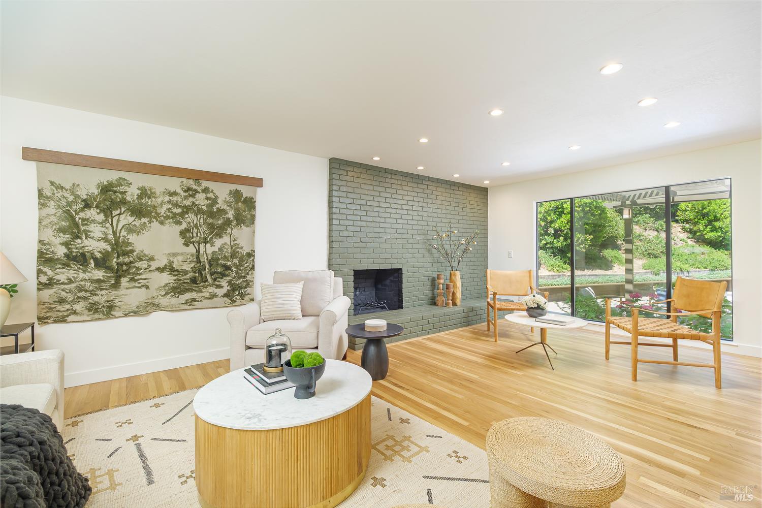 522 Blackstone Drive