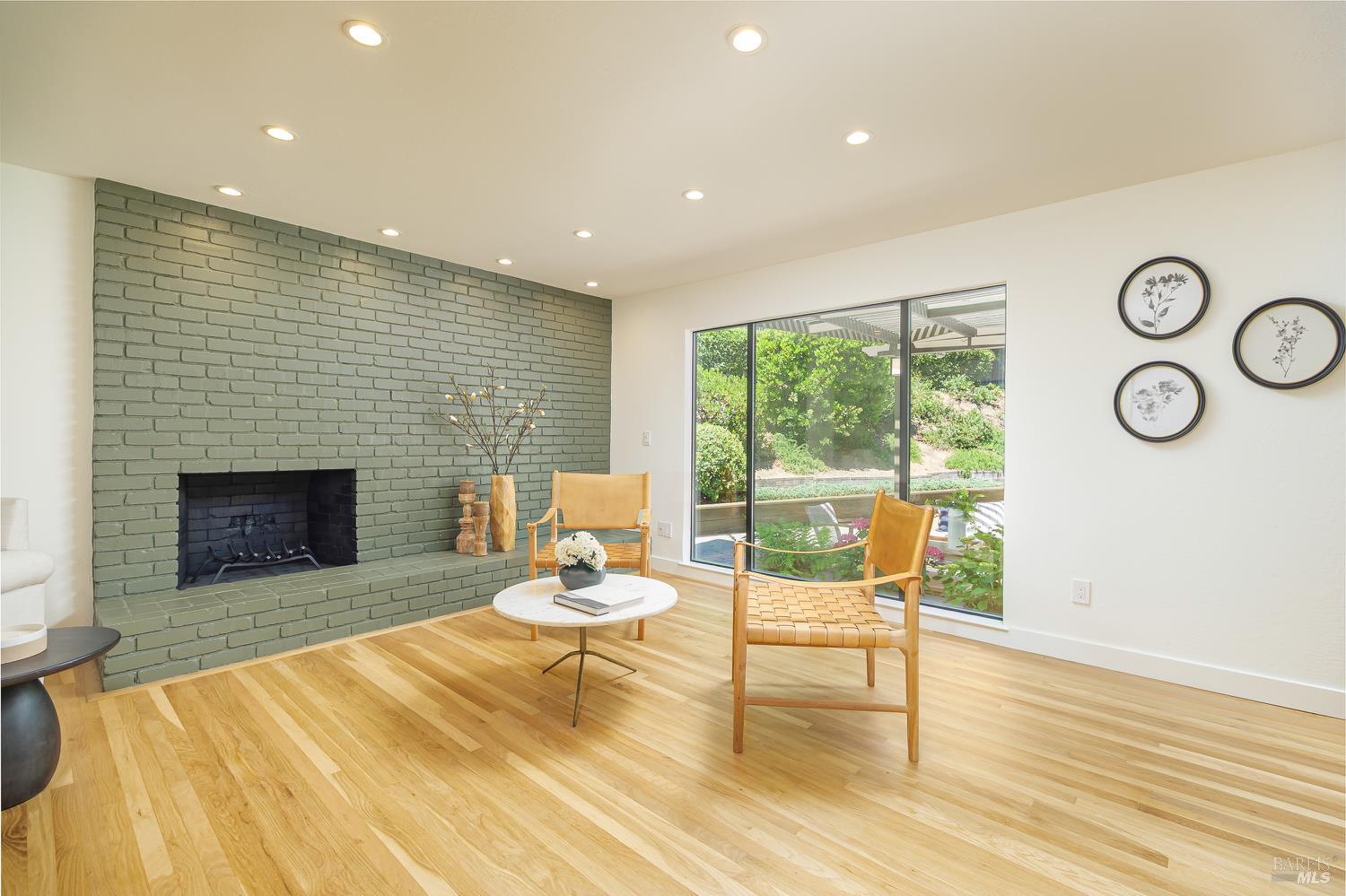 522 Blackstone Drive