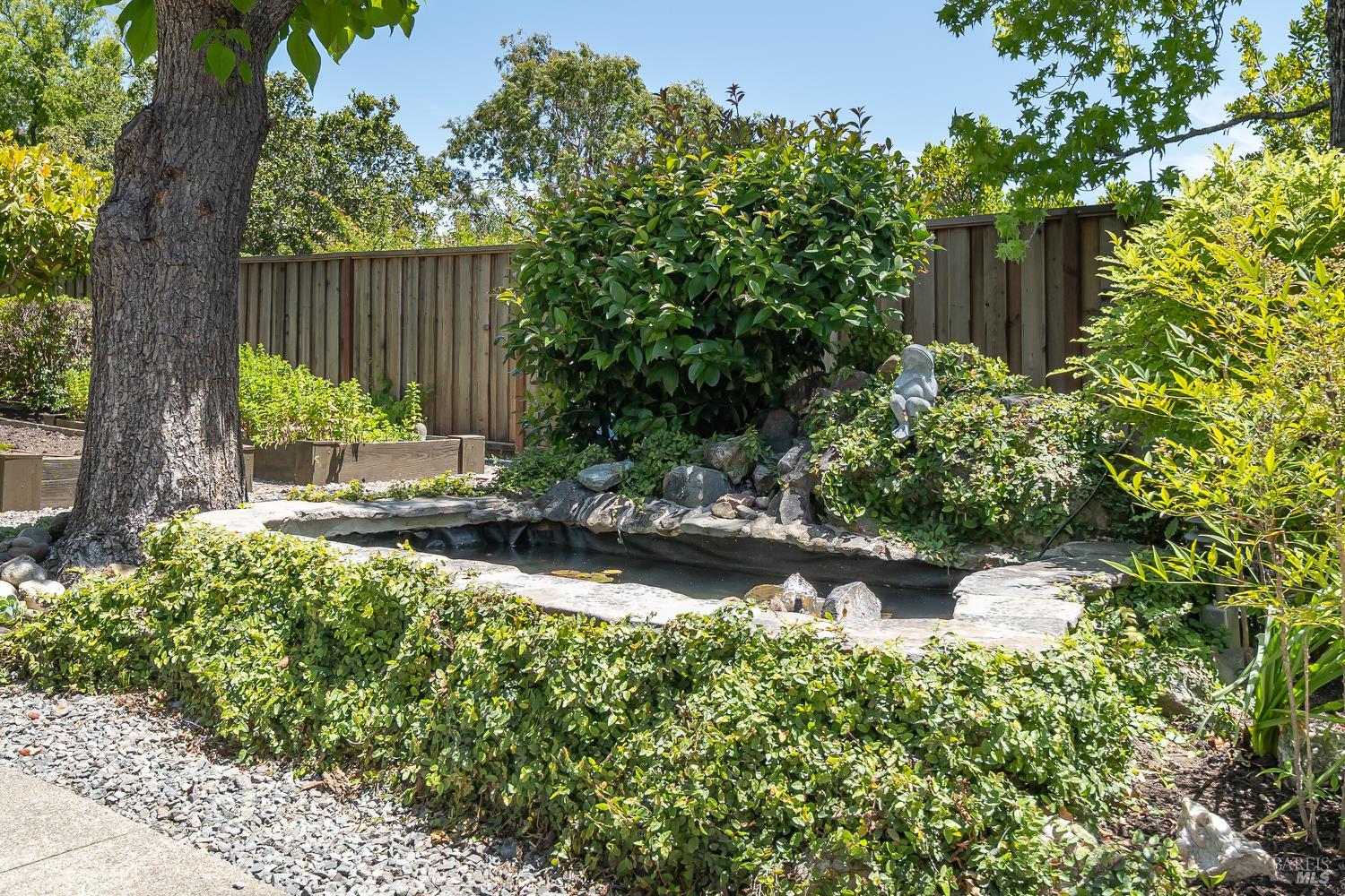 522 Blackstone Drive