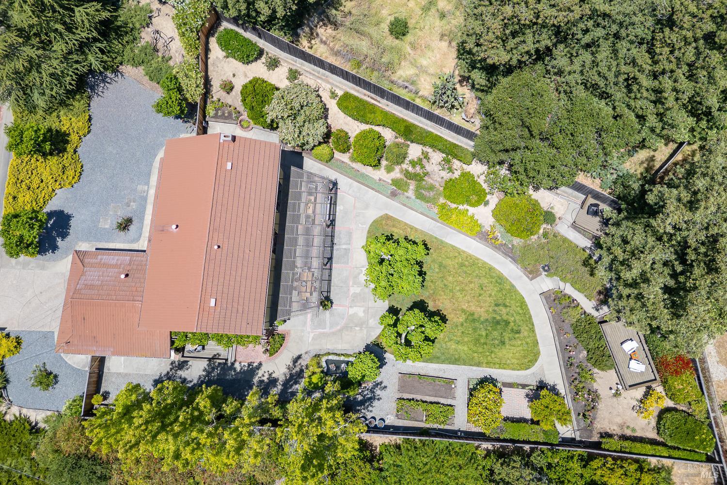 522 Blackstone Drive