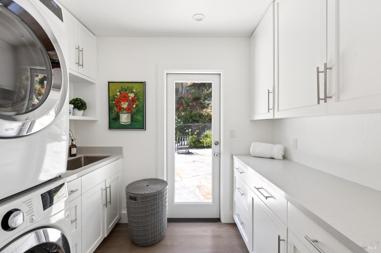 357 Mountain View Avenue