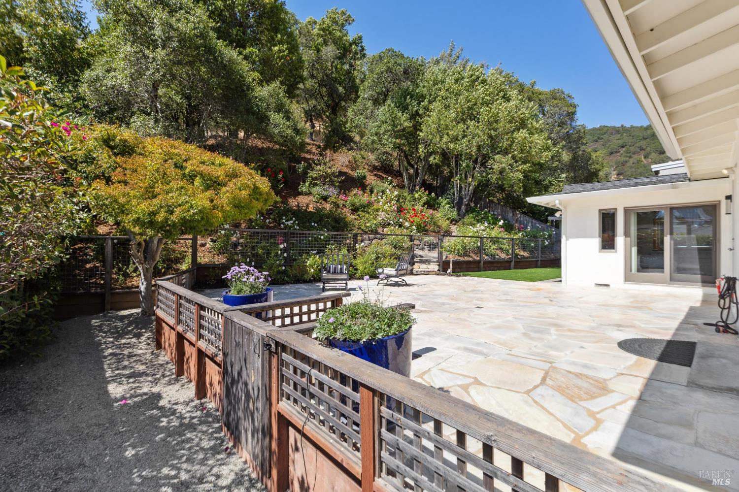 357 Mountain View Avenue