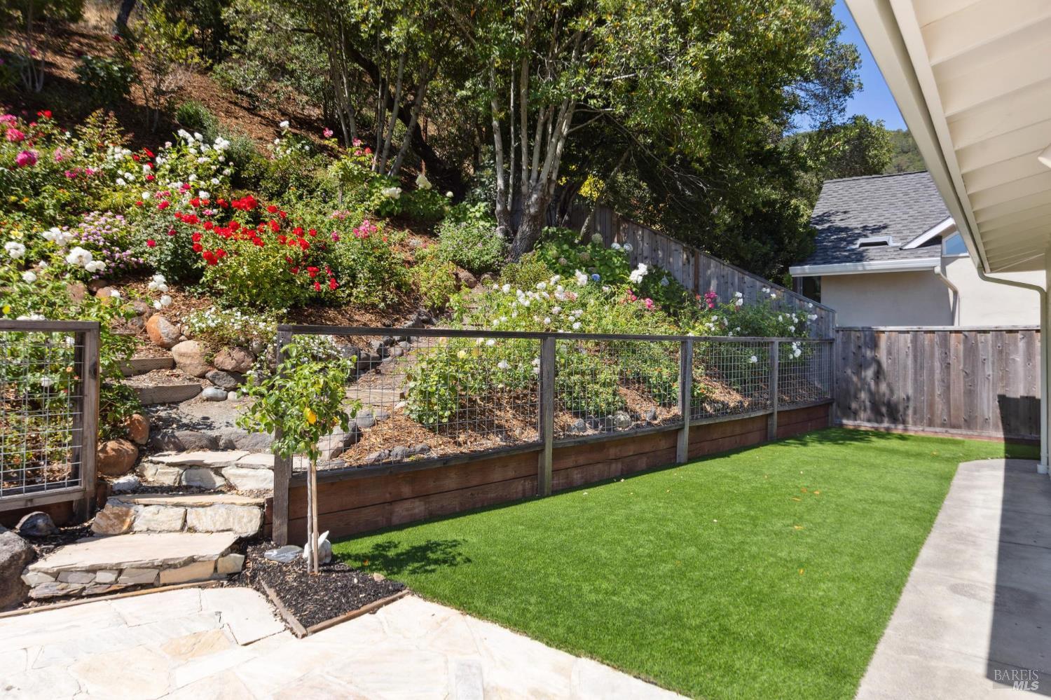 357 Mountain View Avenue