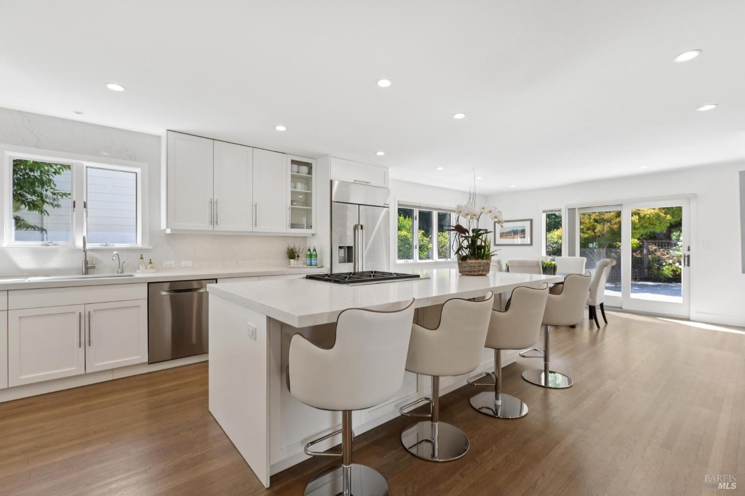 357 Mountain View Avenue