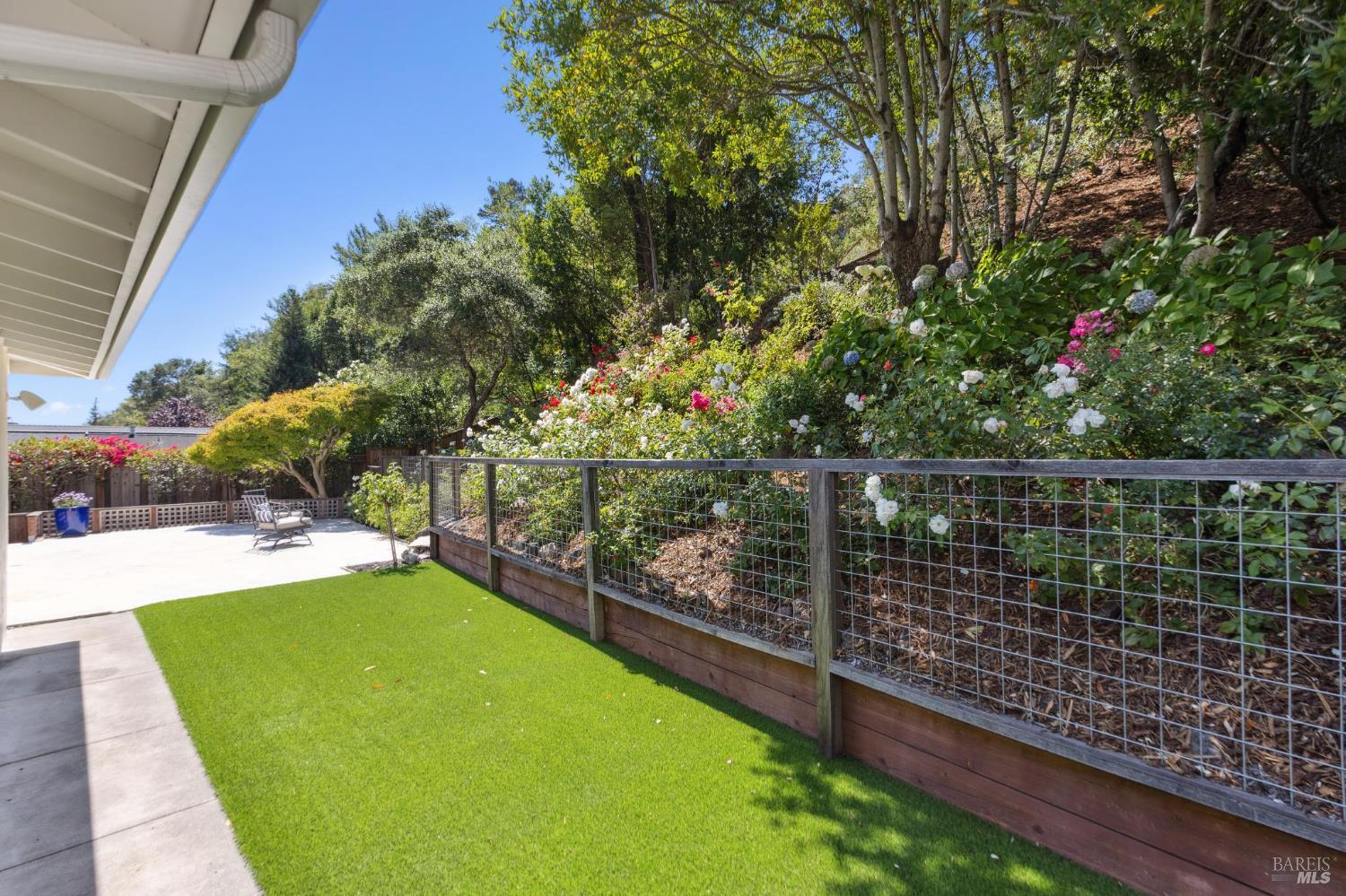 357 Mountain View Avenue