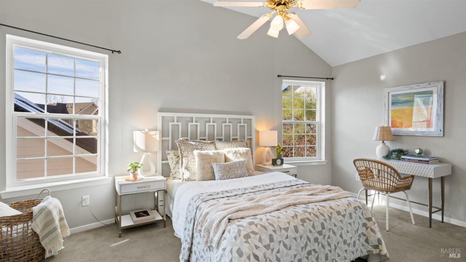 8 Bay Tree Court