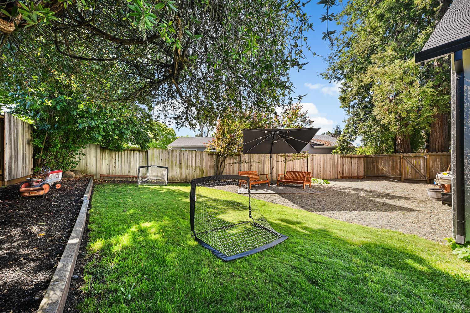 855 Garden Court