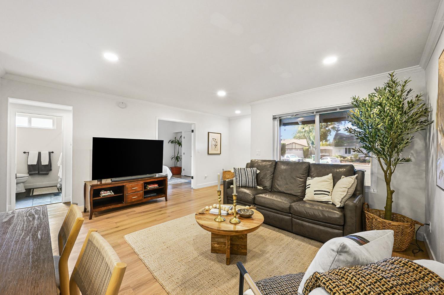 855 Garden Court