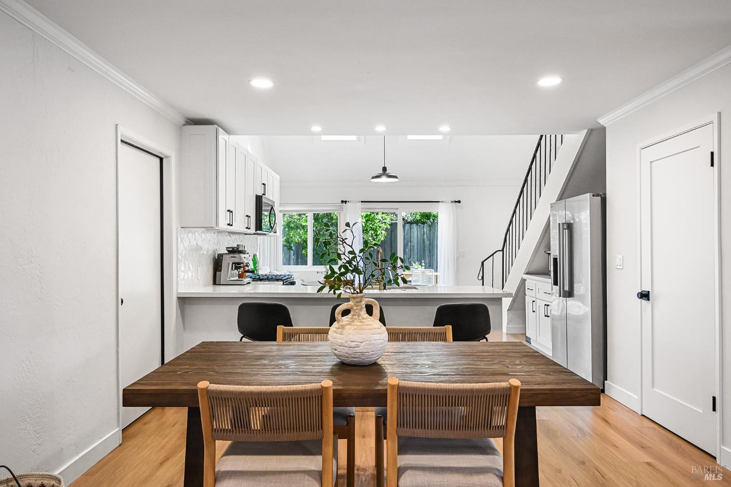 855 Garden Court