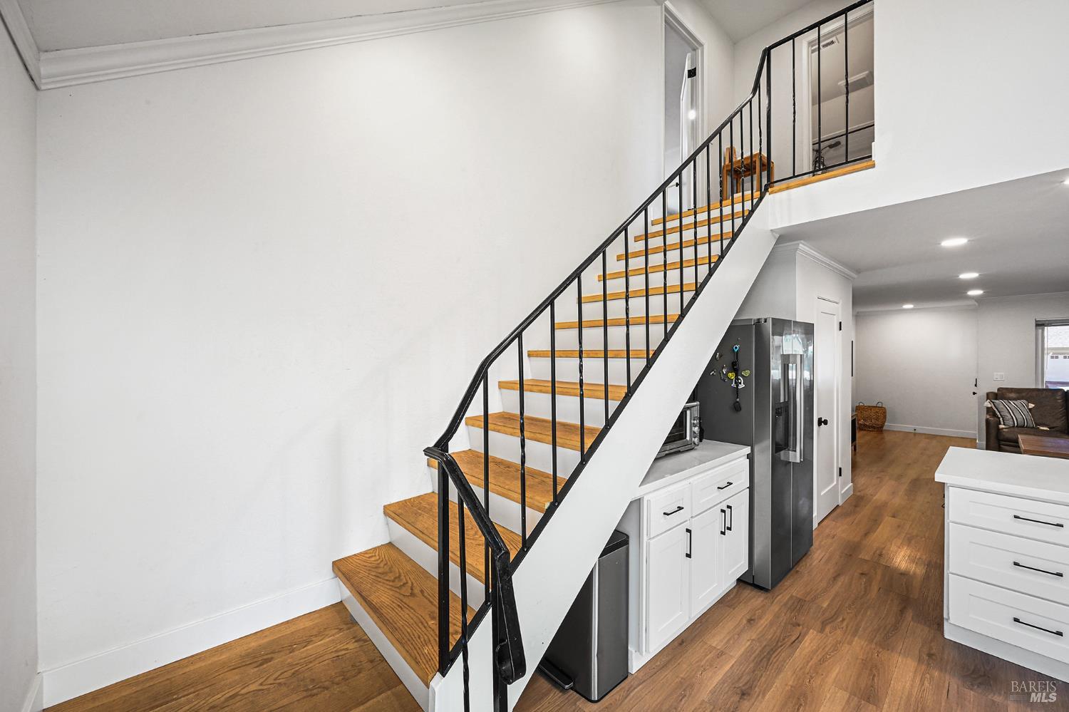 855 Garden Court