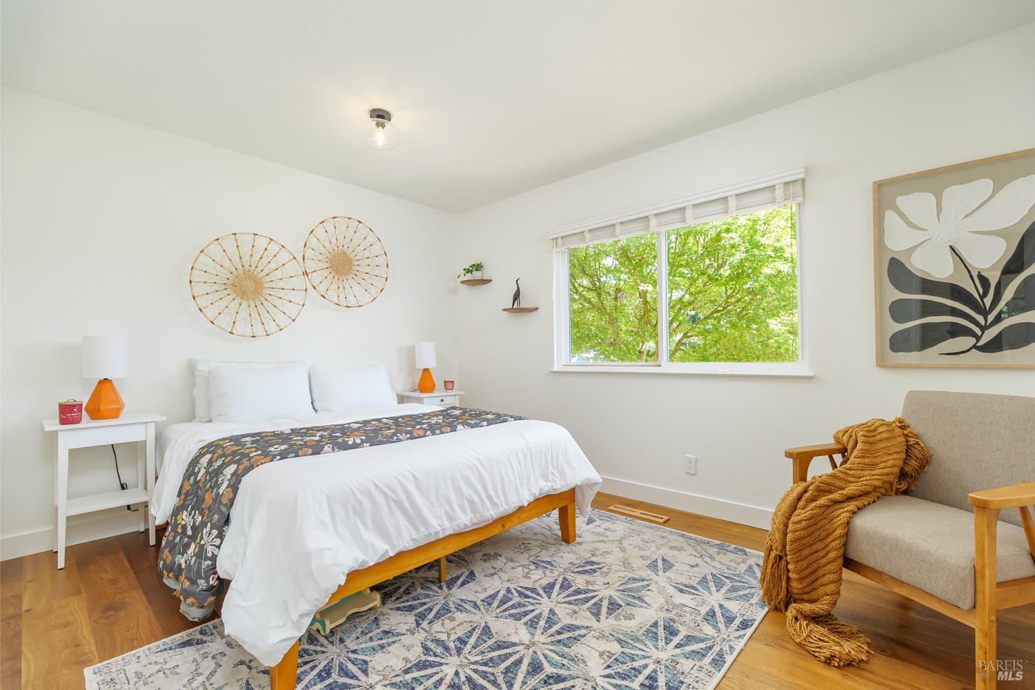 1125 Shady Oak Place