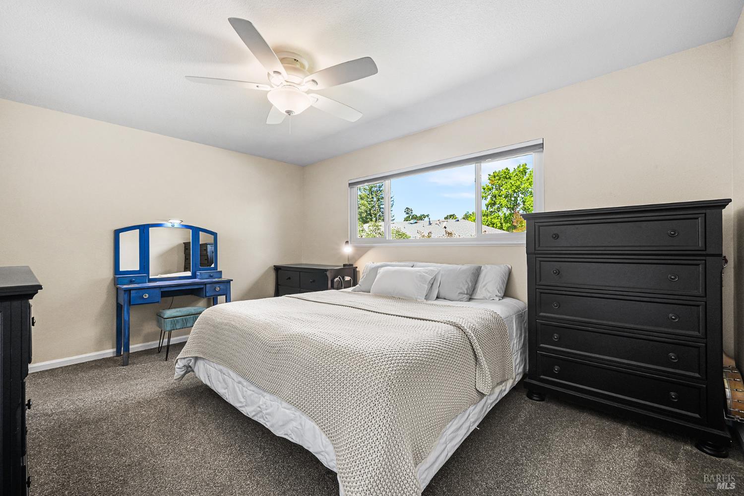 2412 Horseshoe Drive