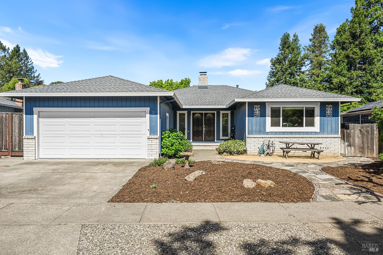 2412 Horseshoe Drive