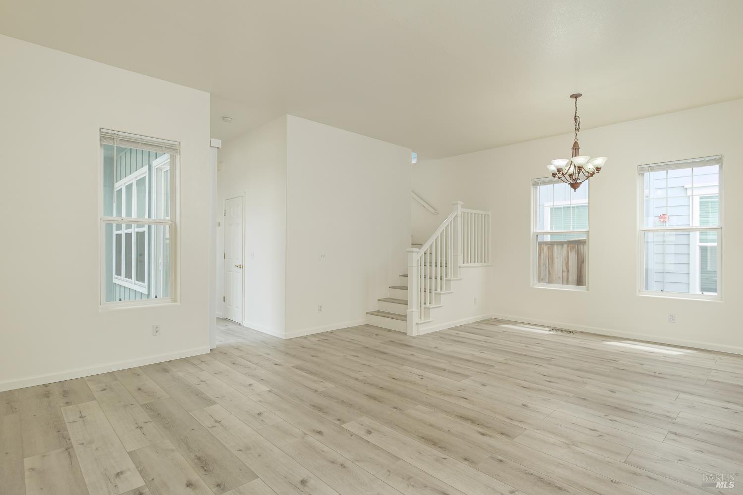 3855 Louis Krohn Drive