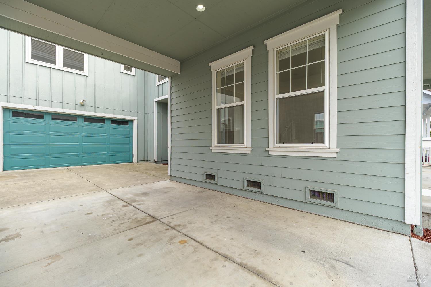 3855 Louis Krohn Drive