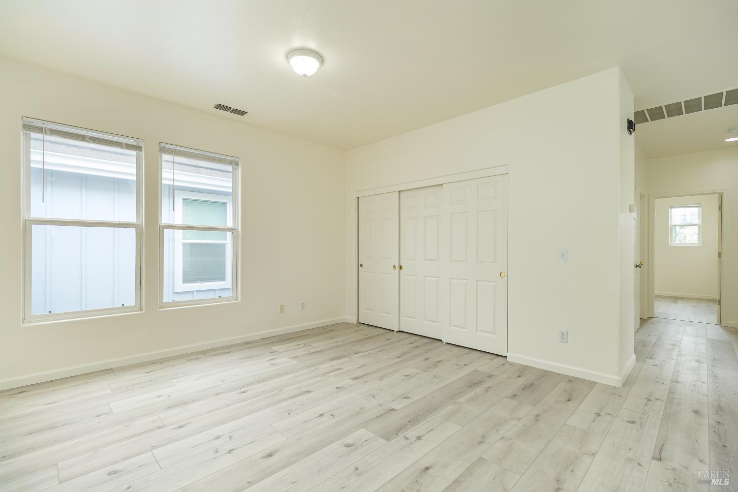 3855 Louis Krohn Drive