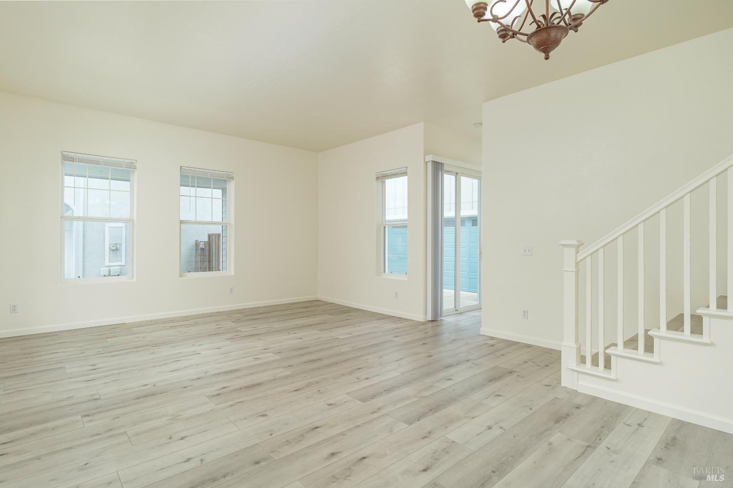 3855 Louis Krohn Drive