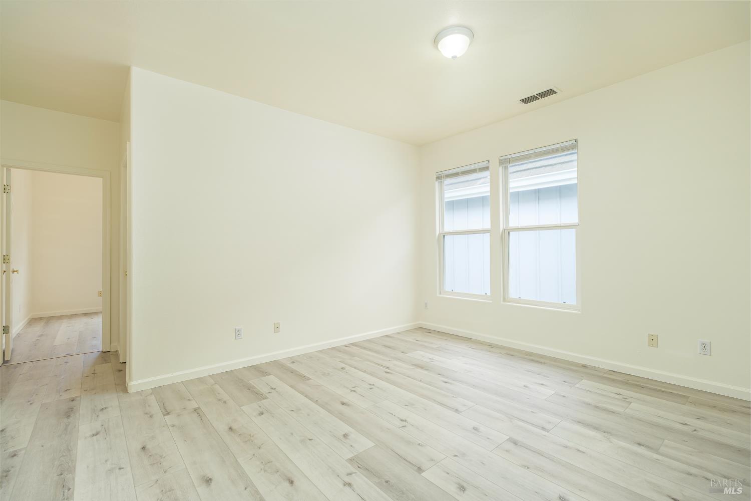 3855 Louis Krohn Drive