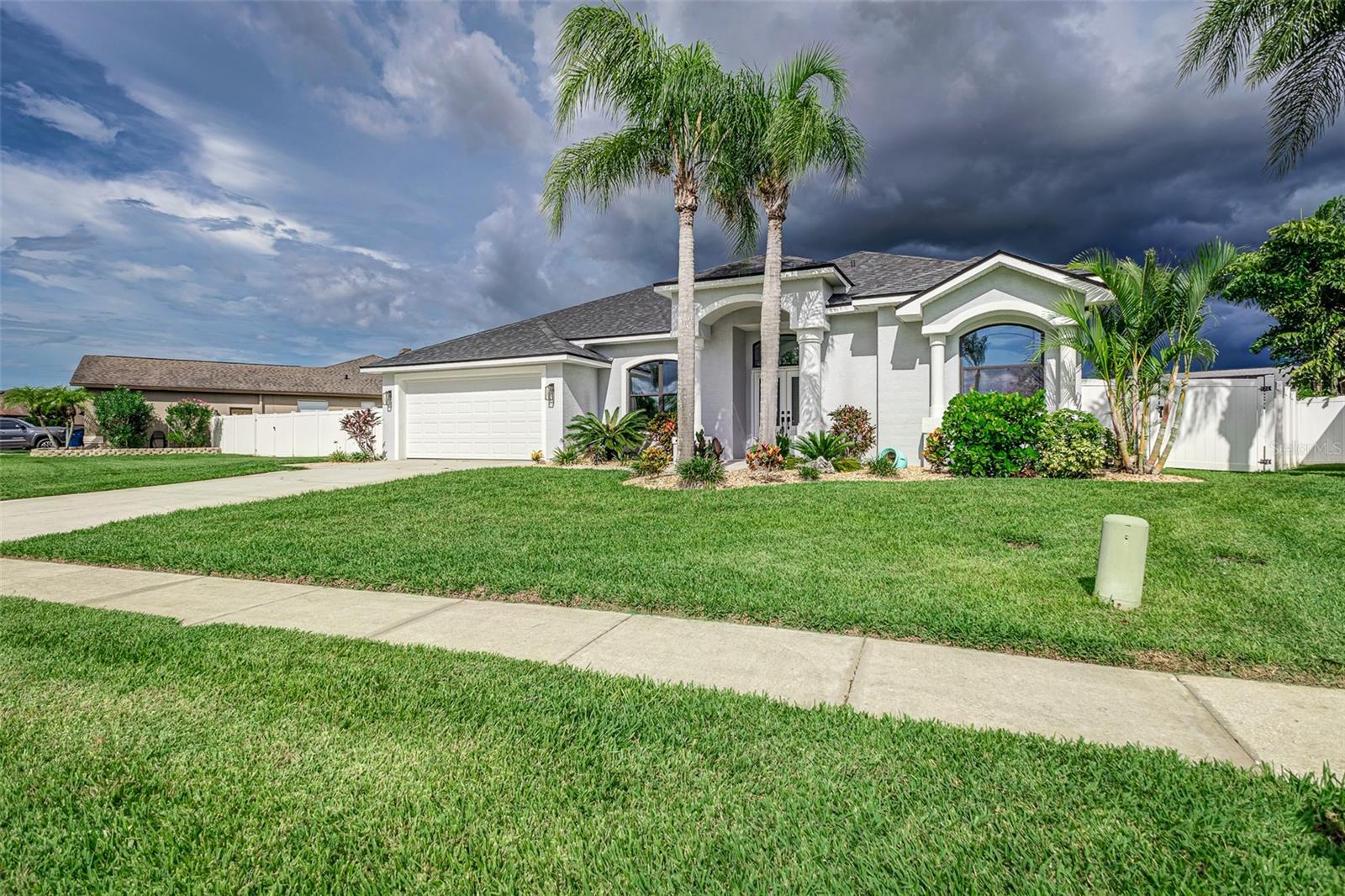 22636 WILLOW LAKES DR