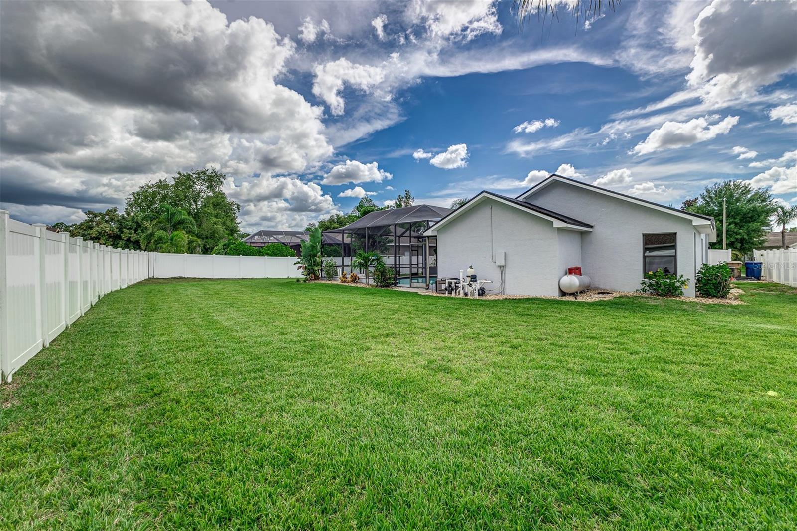 22636 WILLOW LAKES DR