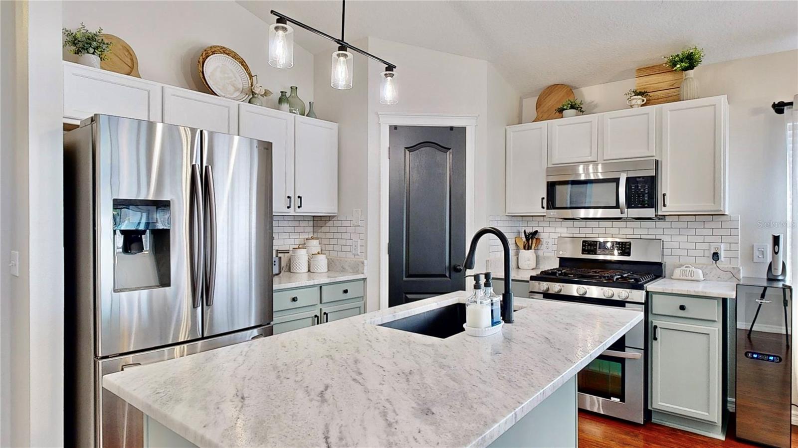 7629 DEVONBRIDGE GARDEN WAY