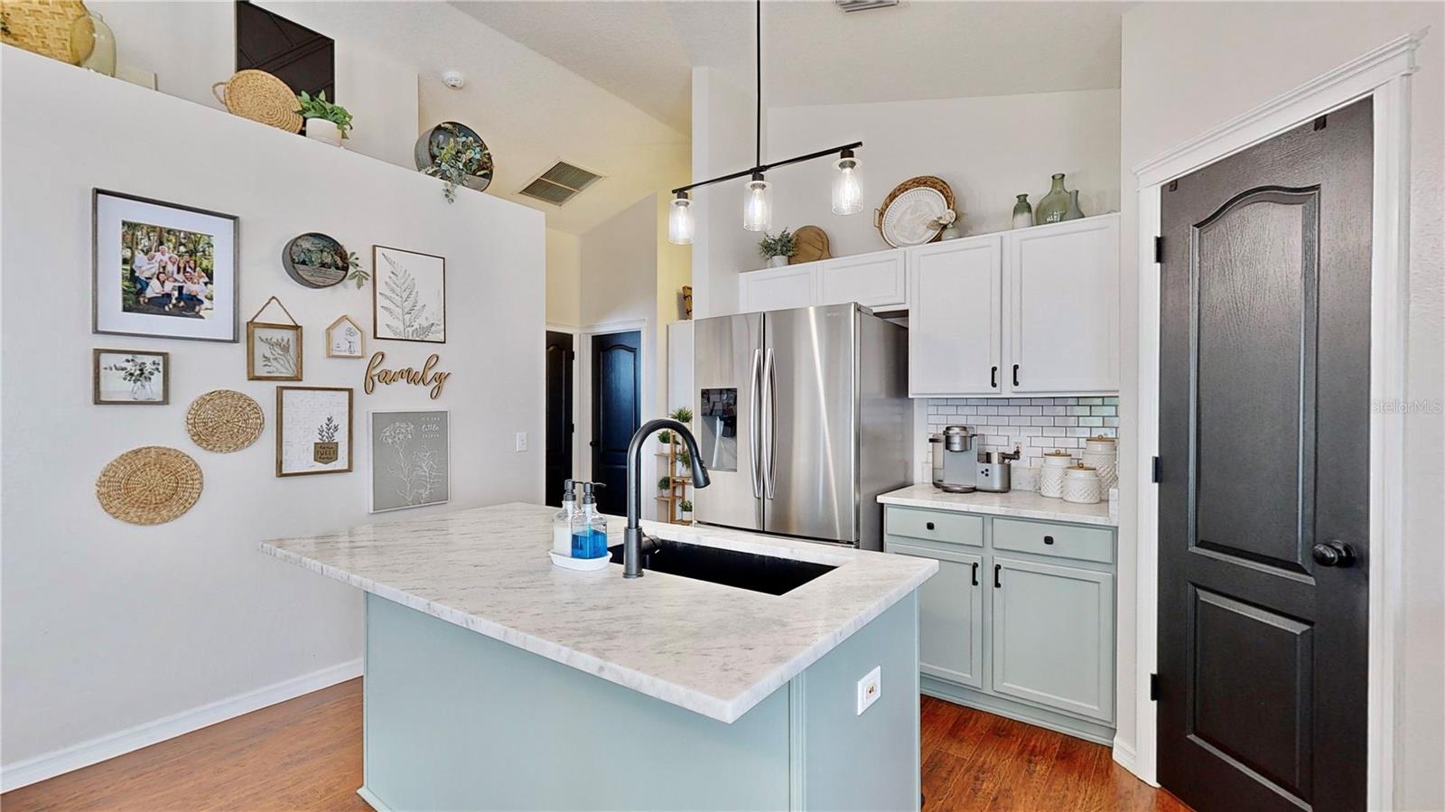 7629 DEVONBRIDGE GARDEN WAY